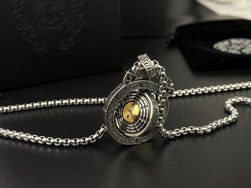 Snug Chrome Hearts Necklaces 236618