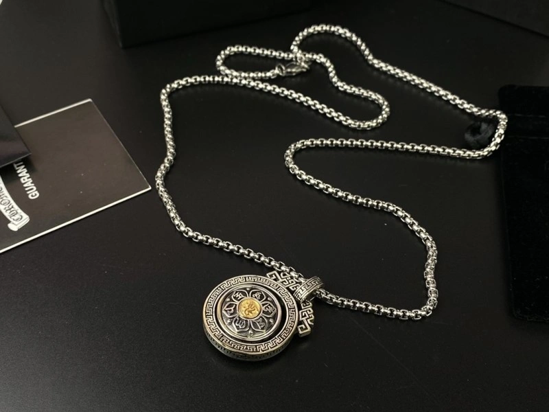 Snug Chrome Hearts Necklaces 236618