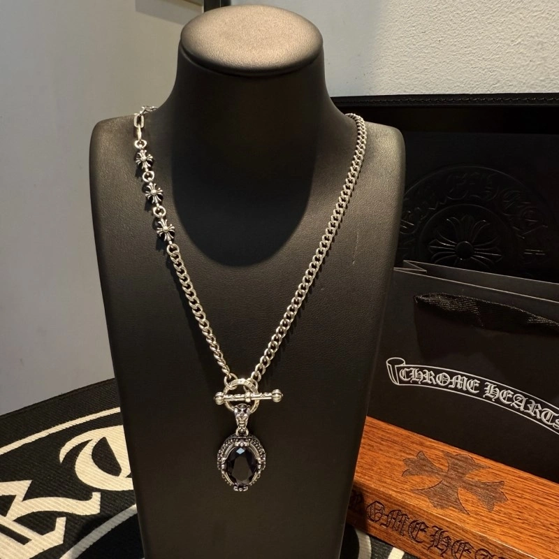 Trendsetting Chrome Hearts Necklaces 236633