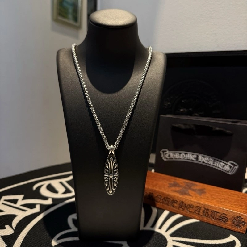 Snug Chrome Hearts Necklaces 236649