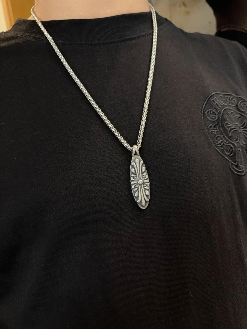 Snug Chrome Hearts Necklaces 236649