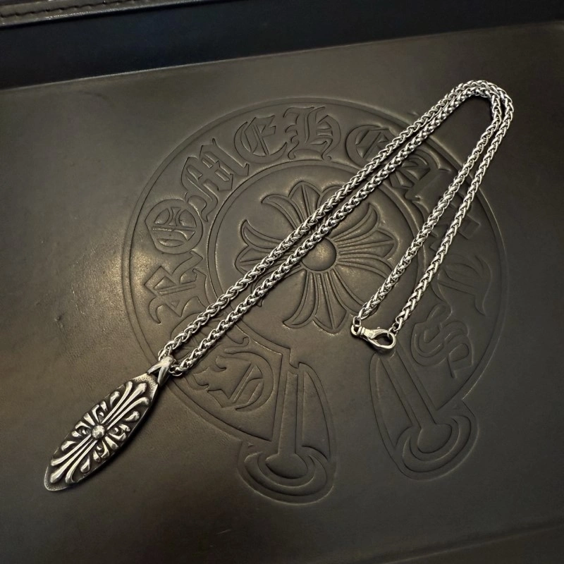 Snug Chrome Hearts Necklaces 236649