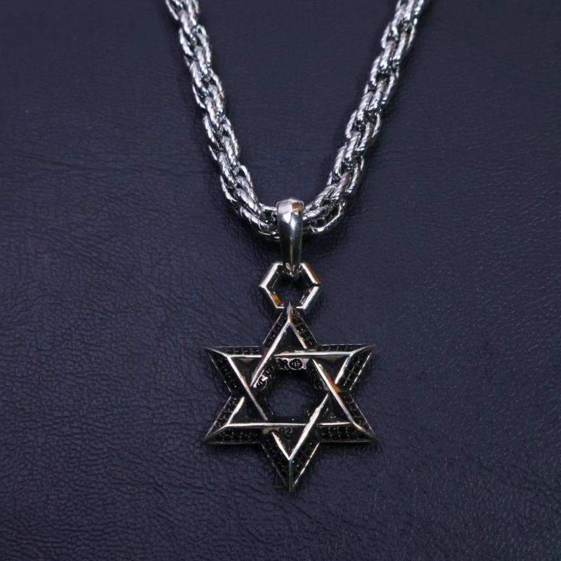 Breathable Chrome Hearts Necklaces 236614