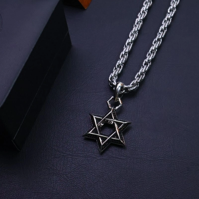 Breathable Chrome Hearts Necklaces 236614