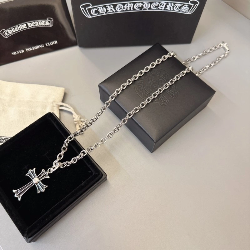 Compact Chrome Hearts Necklaces 236606