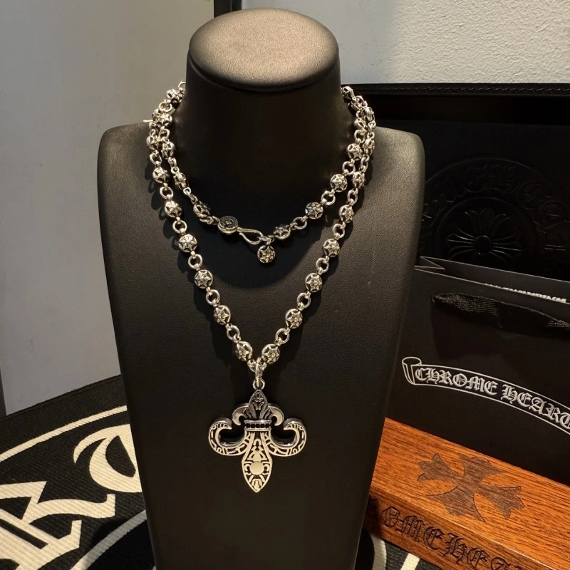 Timeless Chrome Hearts Necklaces 236595