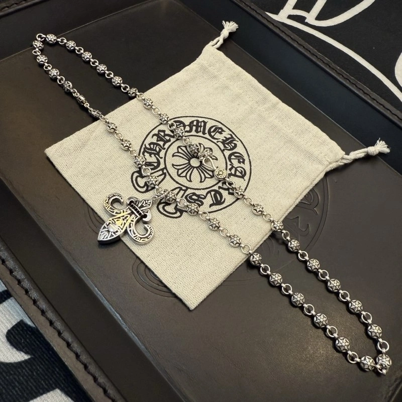 Timeless Chrome Hearts Necklaces 236595