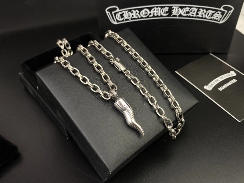 Functional Chrome Hearts Necklaces 236573