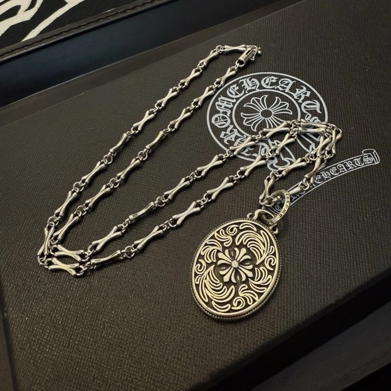 Sophisticated Chrome Hearts Necklaces 236575