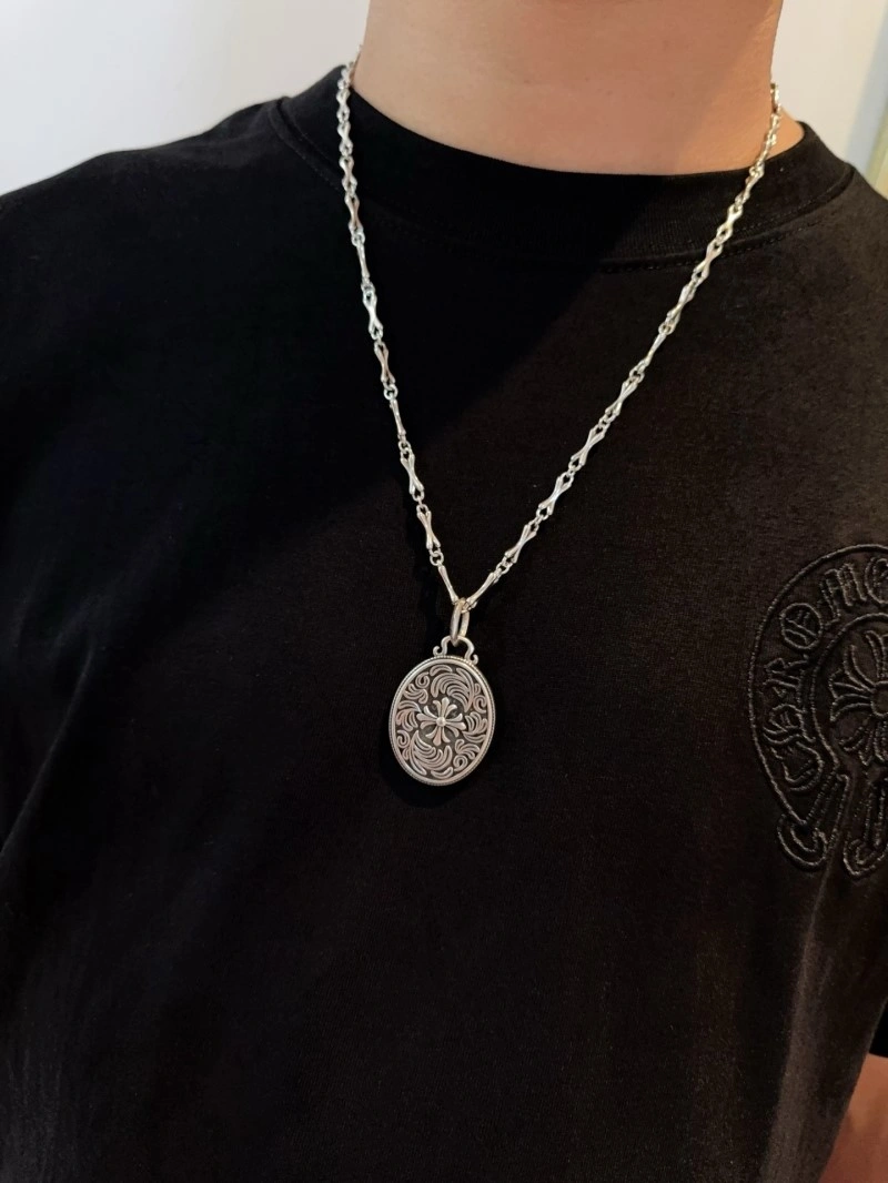 Sophisticated Chrome Hearts Necklaces 236575