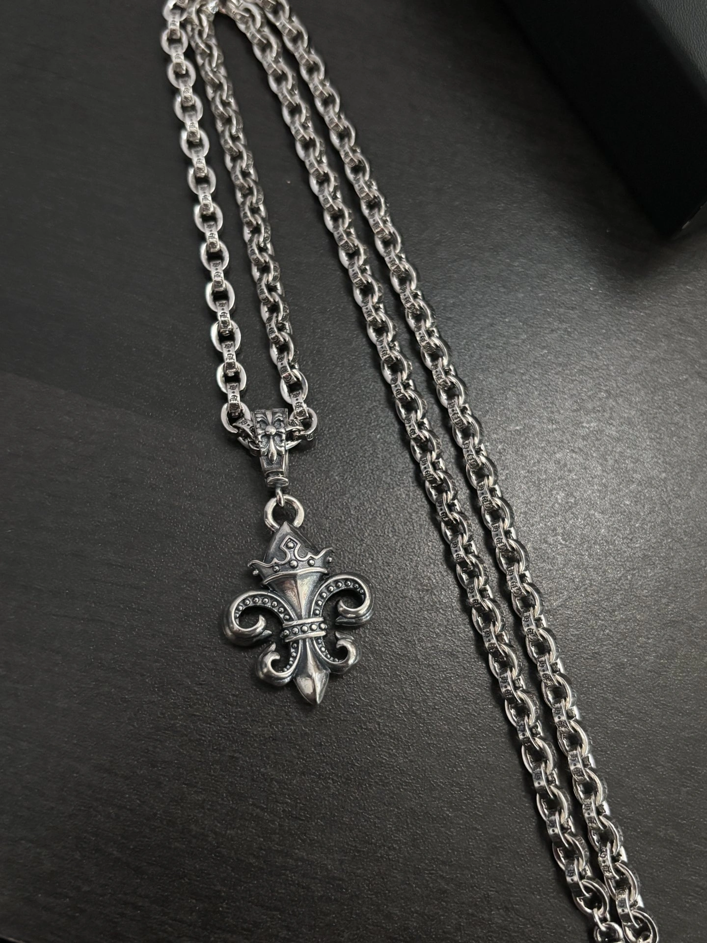 Chrome Hearts Necklaces Stylish 236577