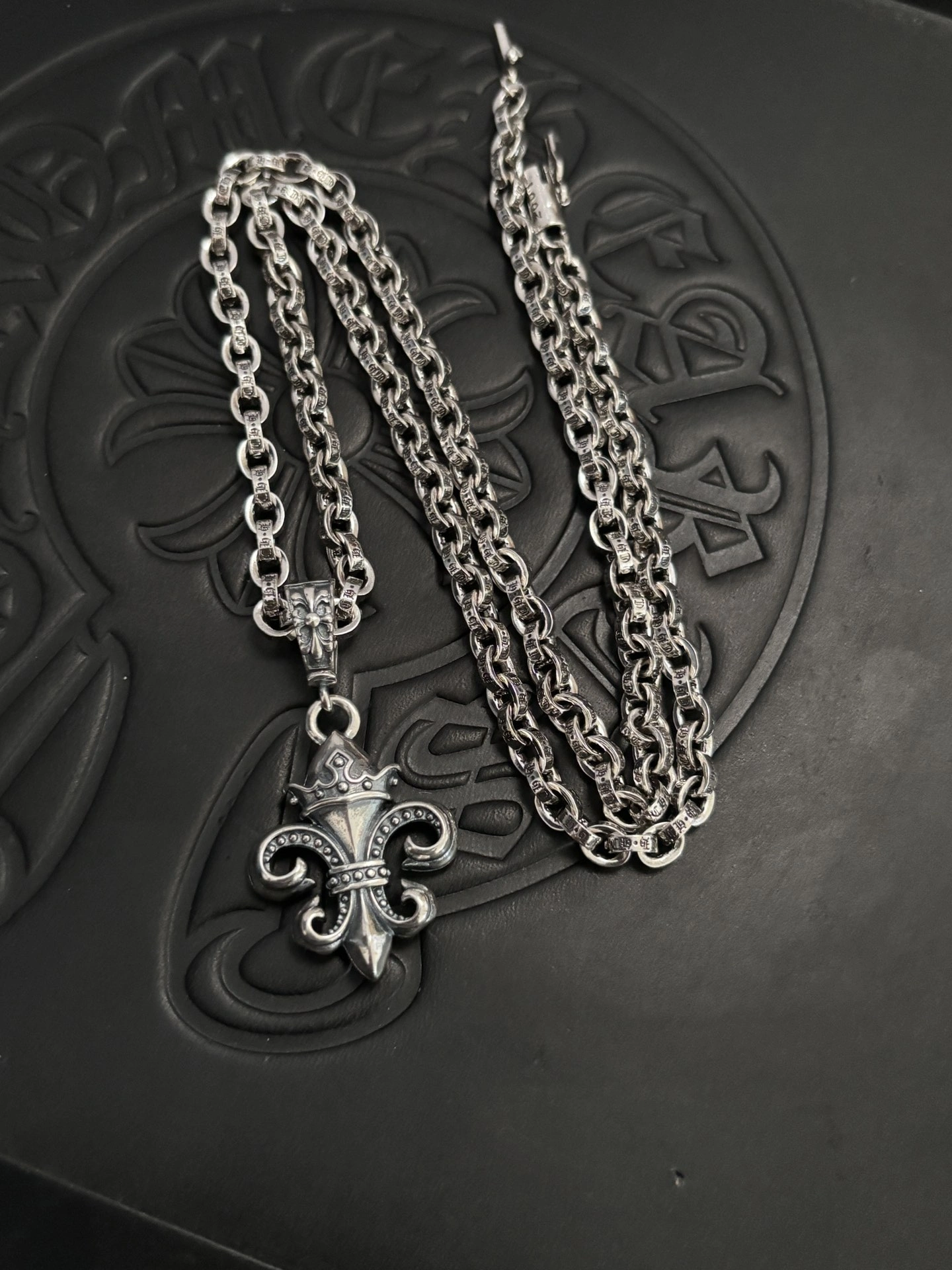 Chrome Hearts Necklaces Stylish 236577
