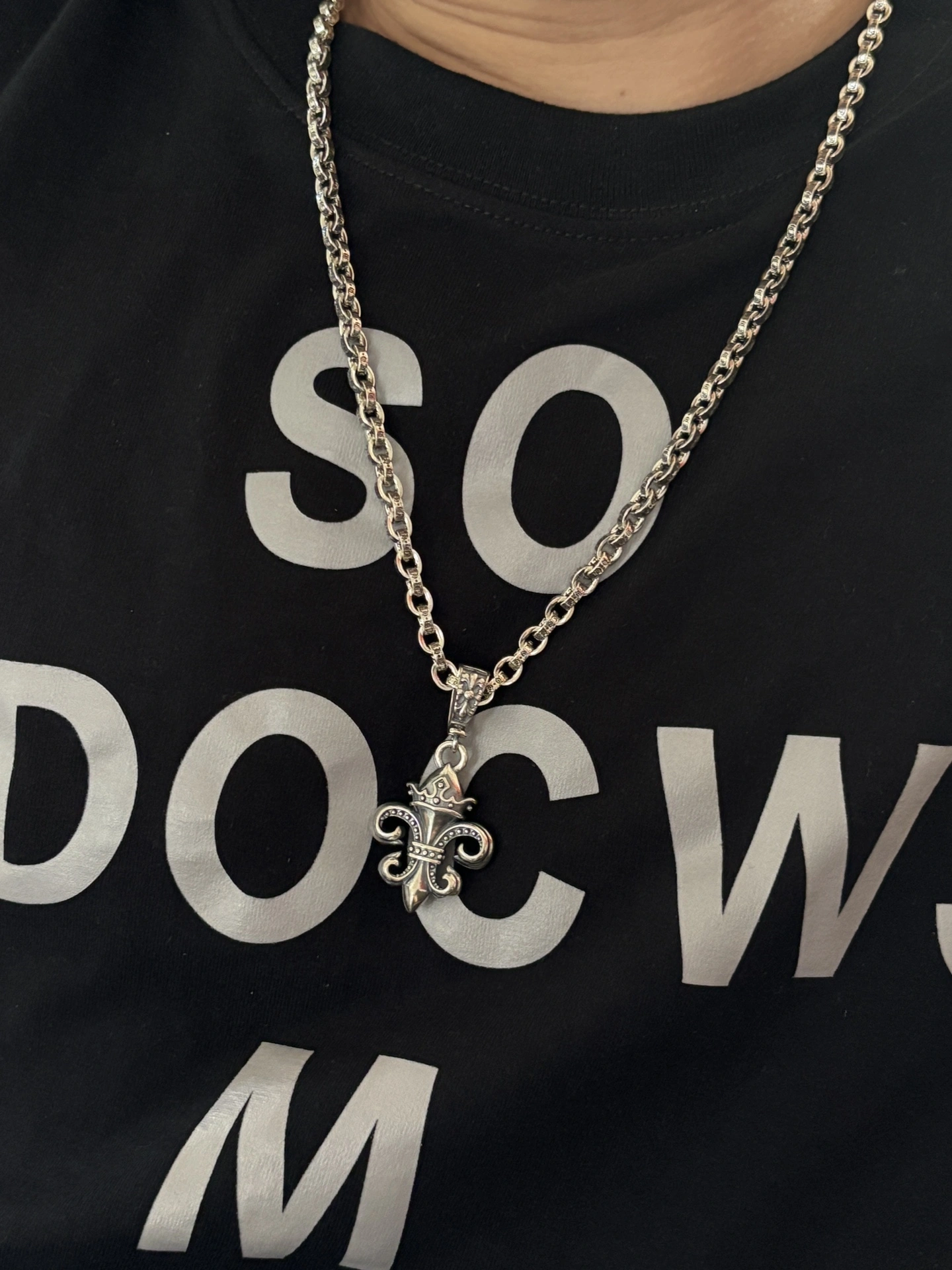 Chrome Hearts Necklaces Stylish 236577