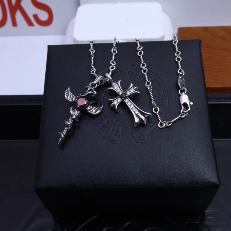 Thermal Chrome Hearts Necklaces 236504