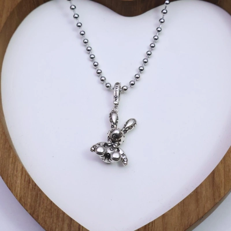 Bold Chrome Hearts Necklaces 236495