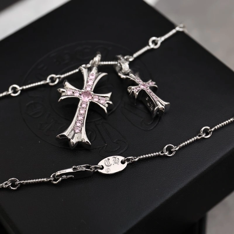 Thermal Chrome Hearts Necklaces 236459