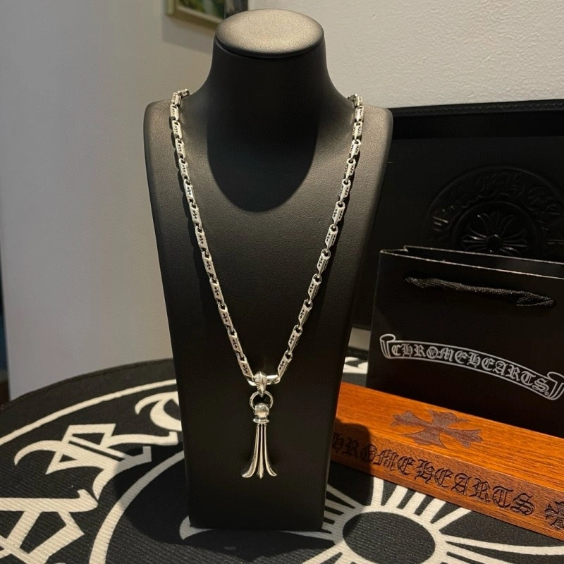 Stretchable Chrome Hearts Necklaces 236458