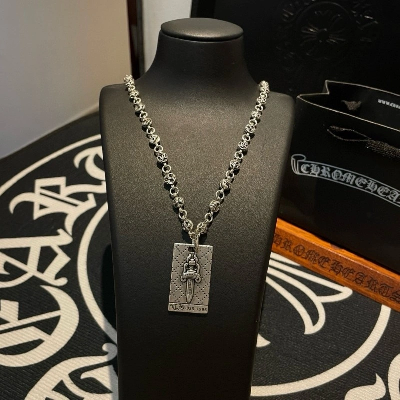 Seasonal Chrome Hearts Necklaces 236445