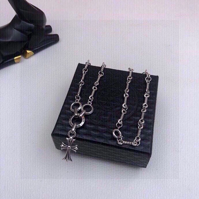 Effortless Chrome Hearts Necklaces 268389