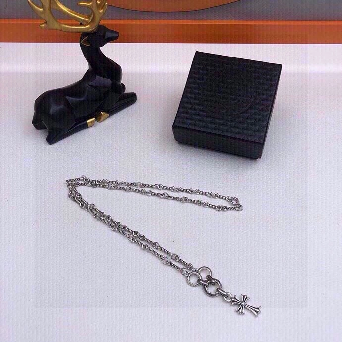 Effortless Chrome Hearts Necklaces 268389
