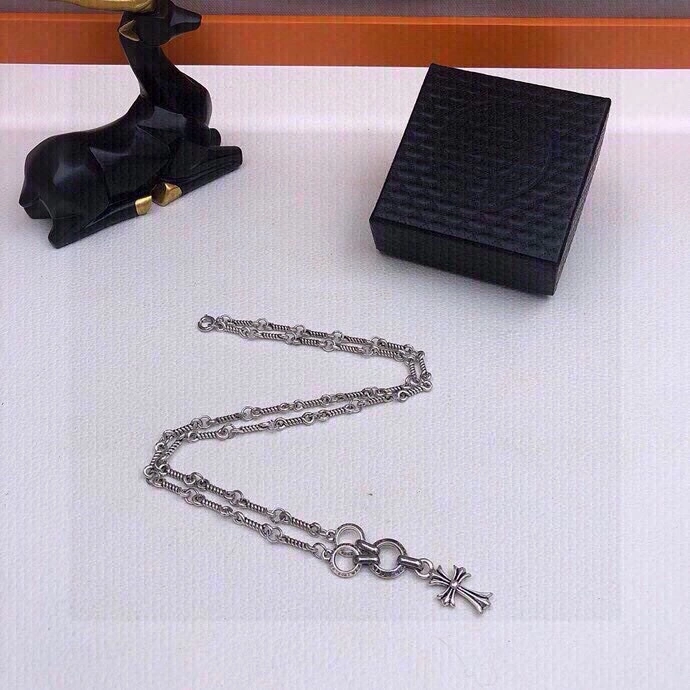 Effortless Chrome Hearts Necklaces 268389