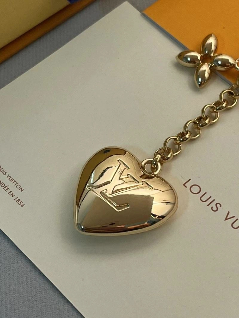 Cozy Chrome Hearts Ornaments 269565