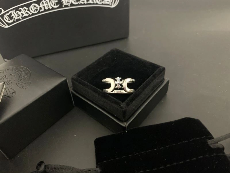 Attractive Chrome Hearts Rings 242136