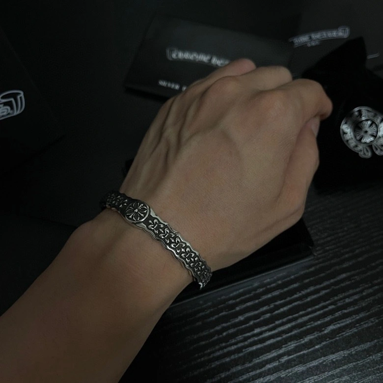 Sophisticated Chrome Hearts Rings 240416