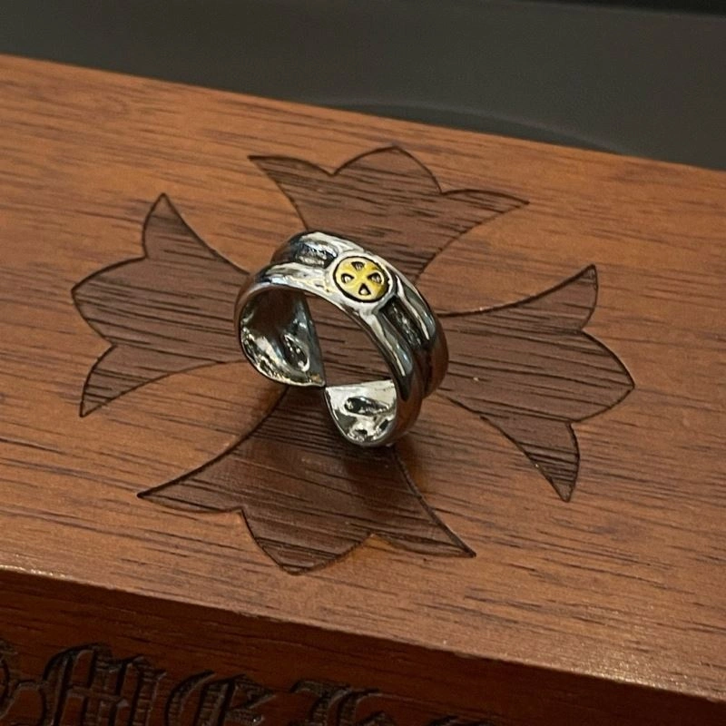 Contemporary Chrome Hearts Rings 240388