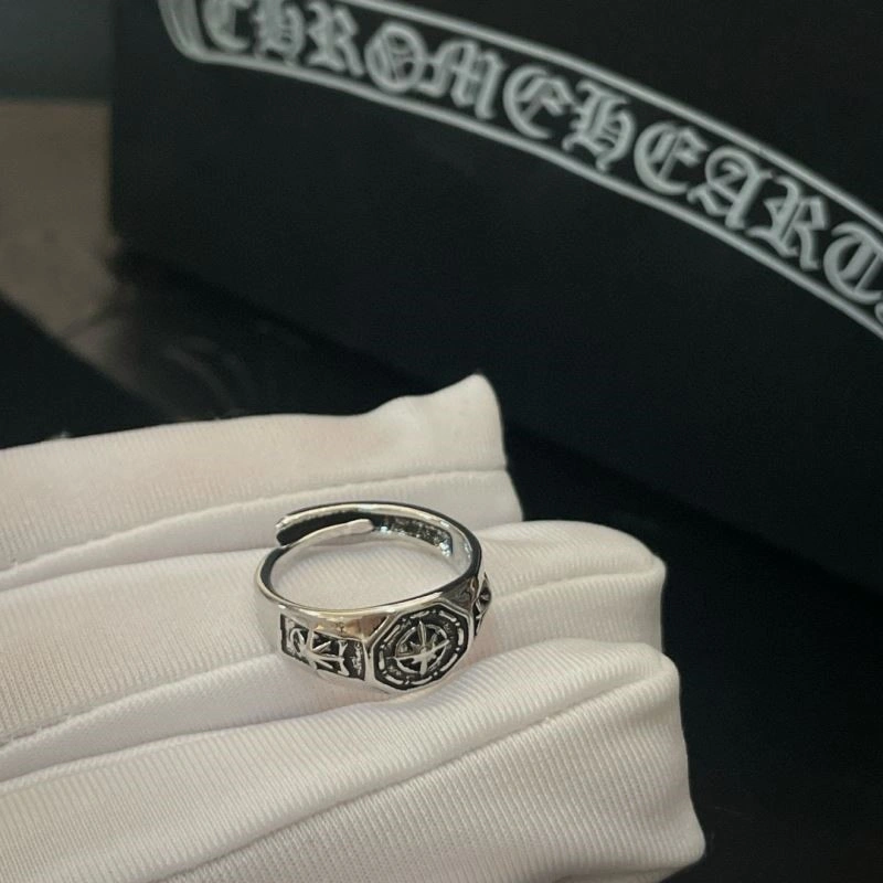 Compact Chrome Hearts Rings 239916