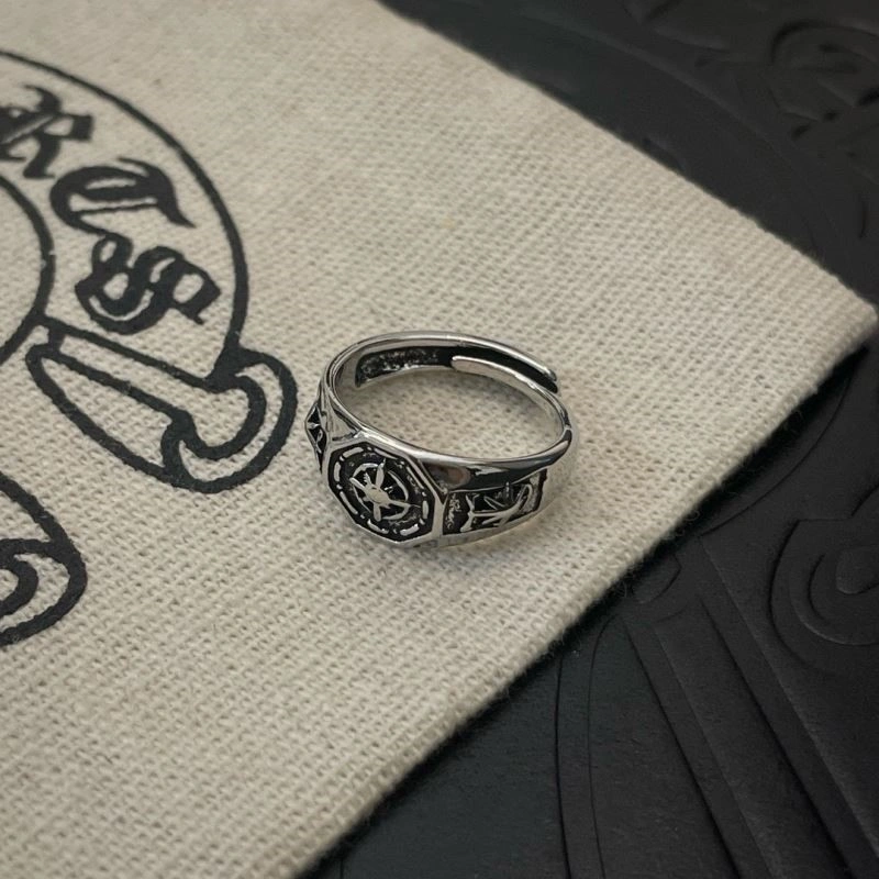 Compact Chrome Hearts Rings 239916