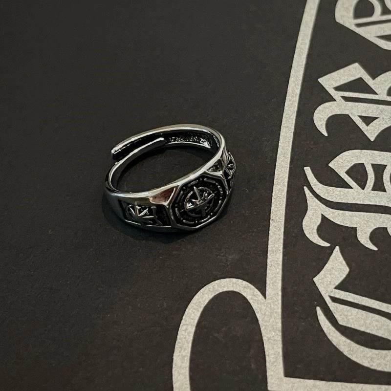 Compact Chrome Hearts Rings 239916