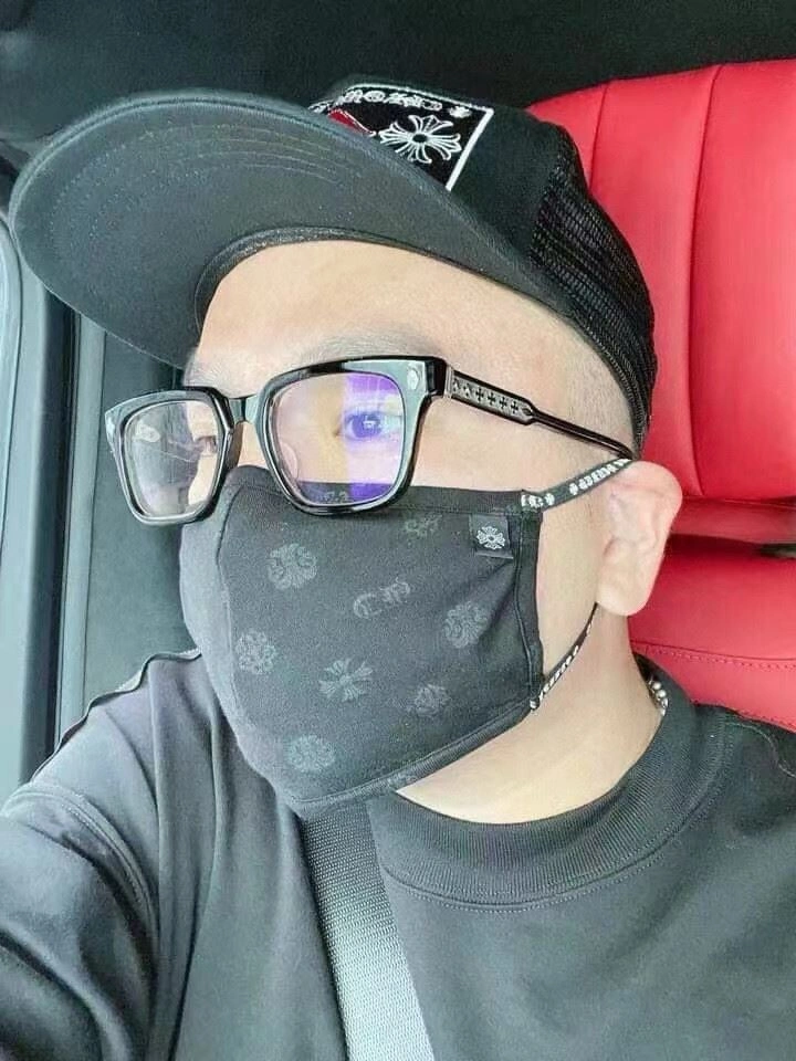 Refined Chrome Hearts Sunglasses 279030