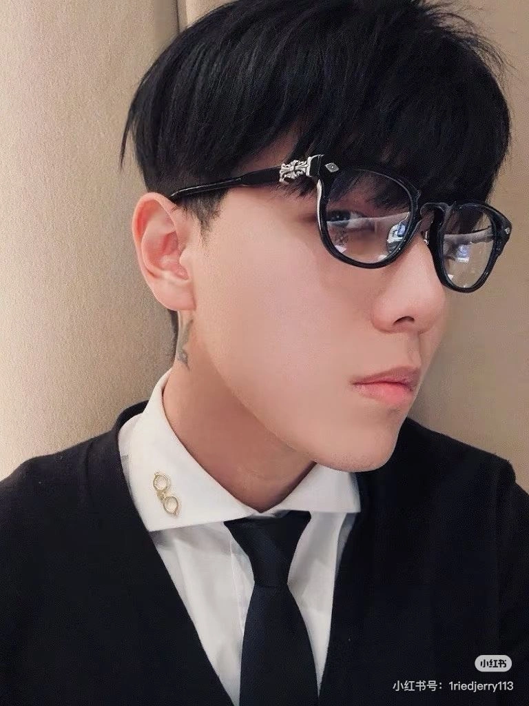 Chrome Hearts Sunglasses Sleek 279044