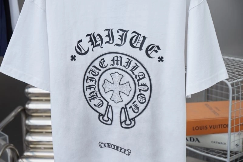 Lightweight Chrome Hearts T-Shirts 118971