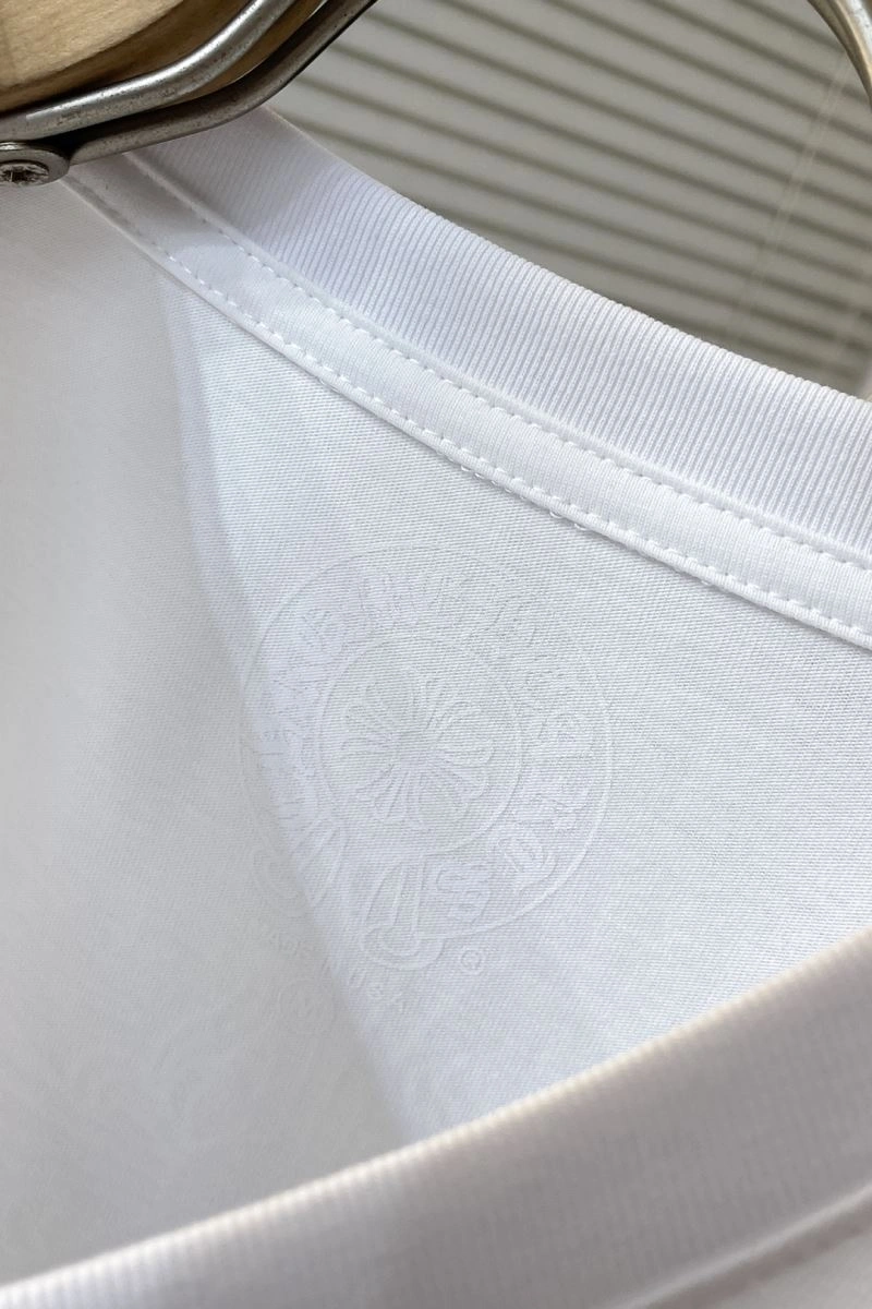 Snug Chrome Hearts T-Shirts 118585