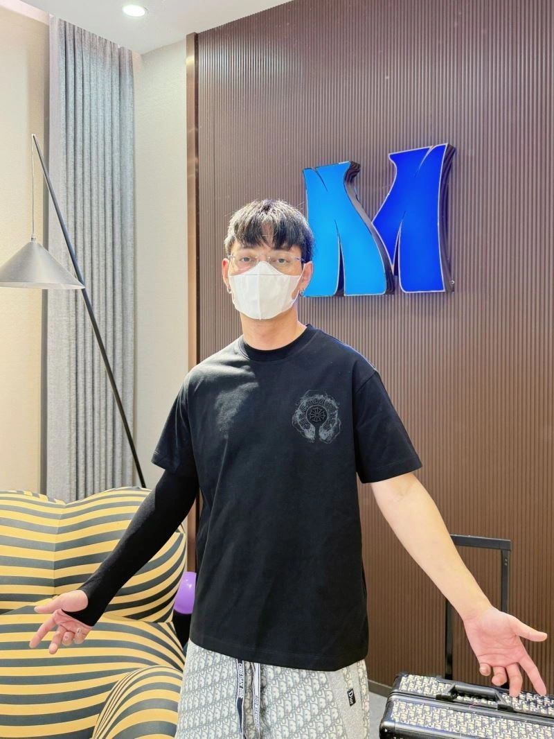 Minimalist Chrome Hearts T-Shirts 118385