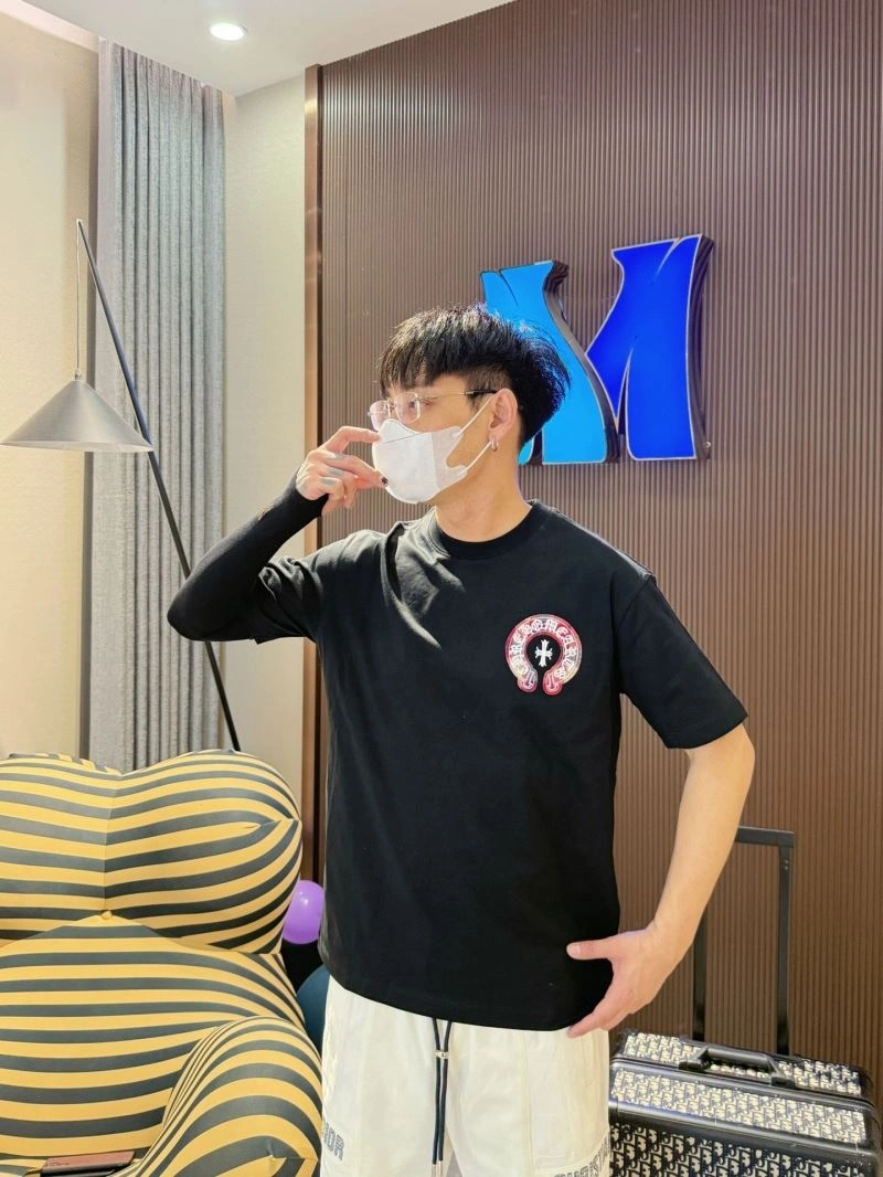 Cozy Chrome Hearts T-Shirts 118382