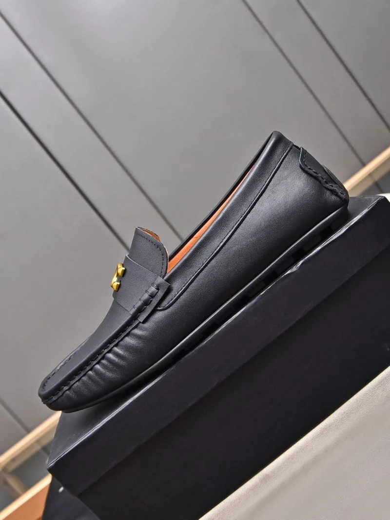 Youthful Coach Shoes 5002