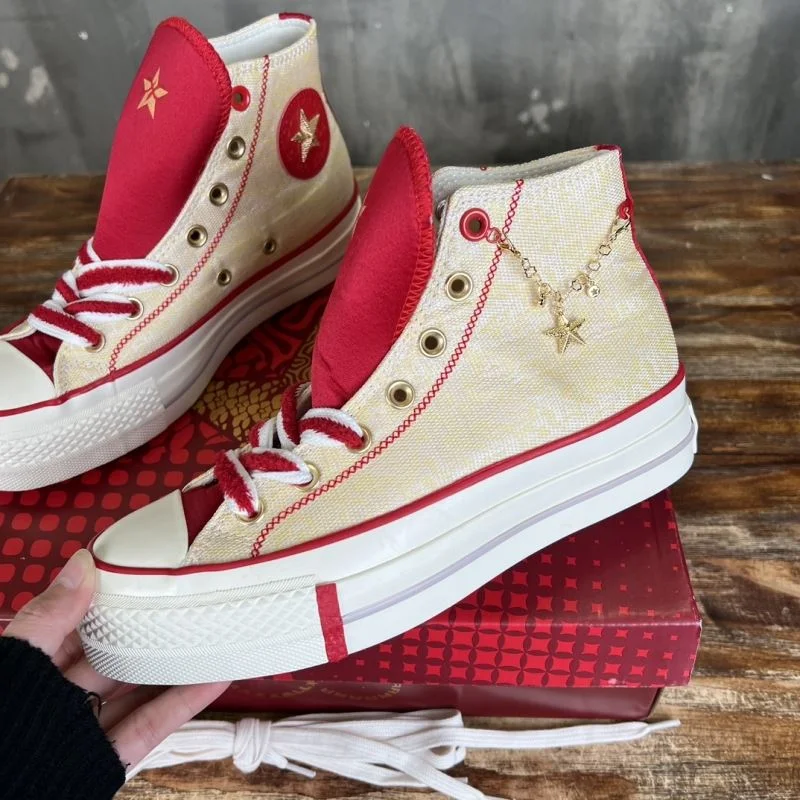 Converse Shoes WaterResistant 4907
