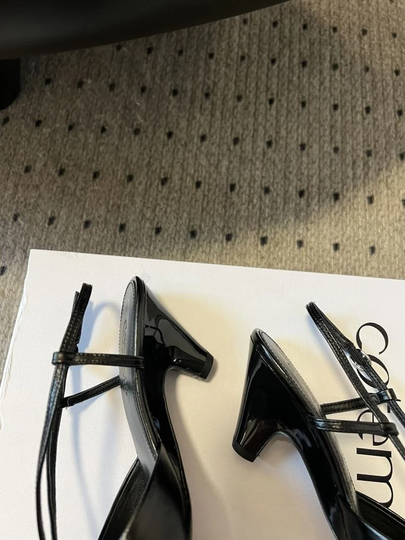 Modern Cotemp Sandals 12568