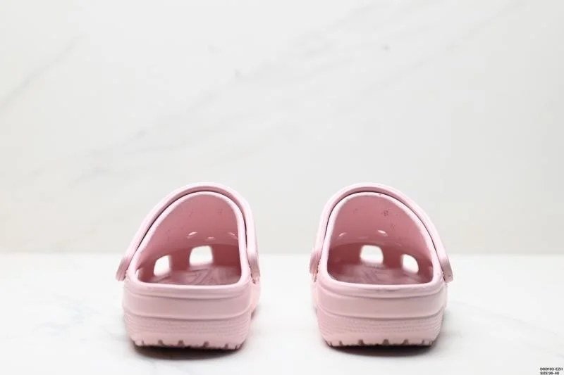 Crocs Sandals Stylish 3574