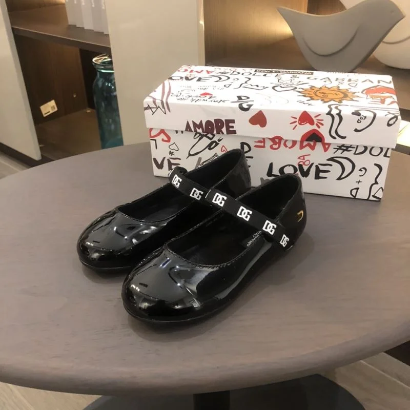 Sleek DOLCE GABBANA SHOES 30248