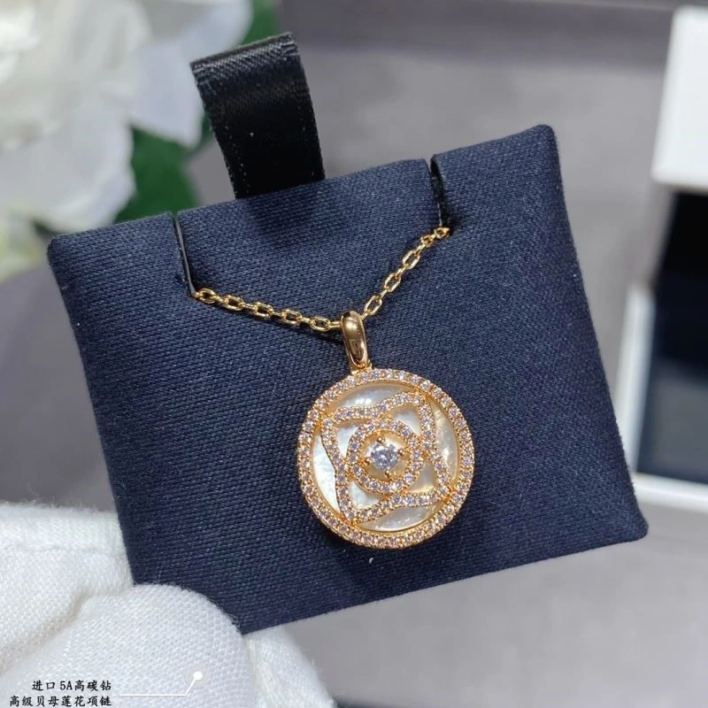 Elegant De Bee Necklaces 209915