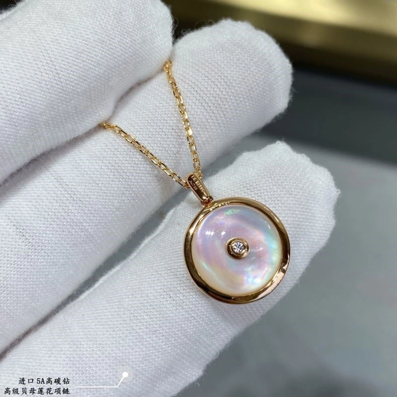 Elegant De Bee Necklaces 209915