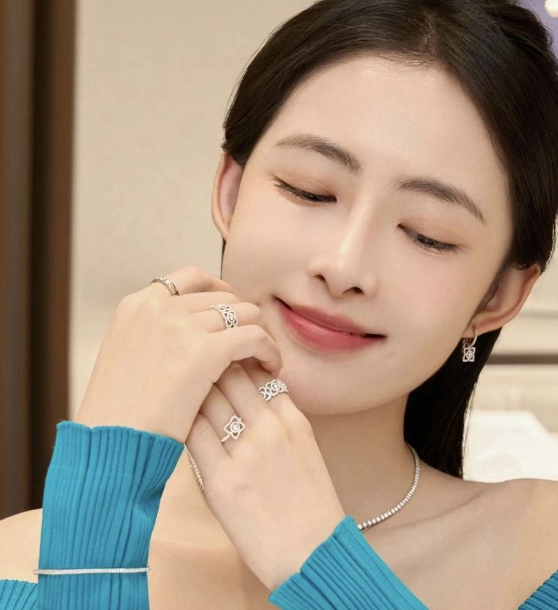 Functional Debeers Earrings 214641