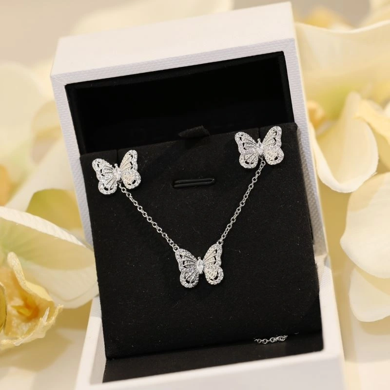 GoAnywhere Debeers Earrings 214635