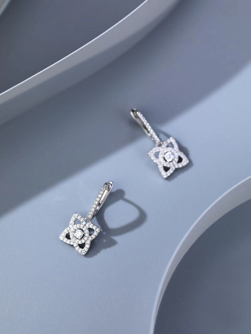 Debeers Earrings Comfortable 209418