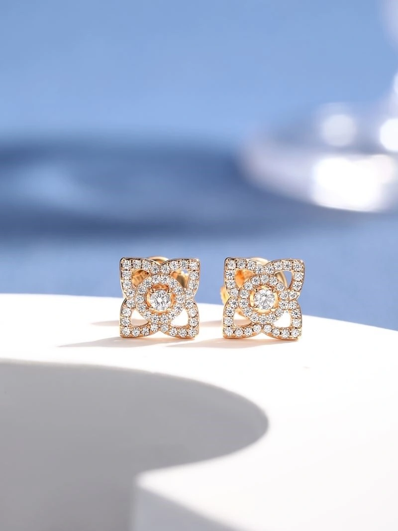 Neat Debeers Earrings 209374