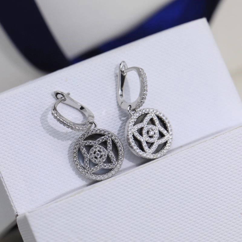 Lightweight Debeers Earrings 208817